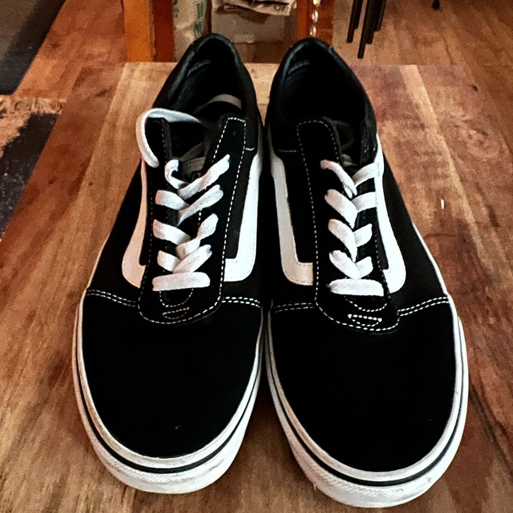 VANS Off the Wall // 1 pair suede skateboard sneaker shoe Women’s 9 - Picture 2 of 9